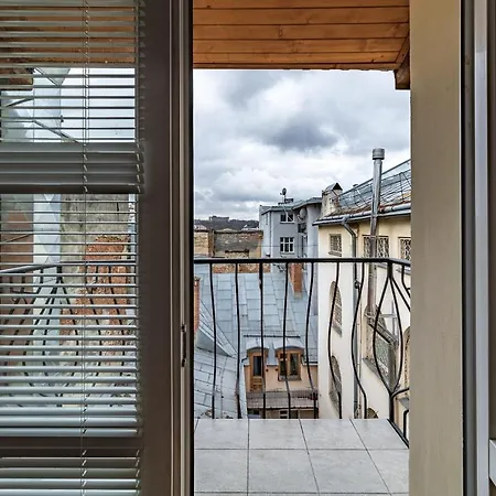 Duplex On Fredra Street