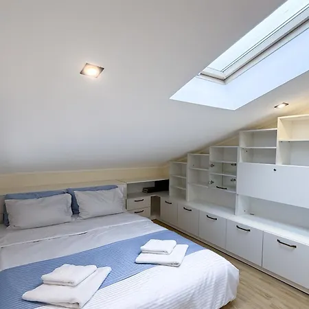 Duplex On Fredra Street