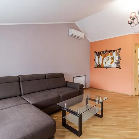 Апартаменти Duplex On Main Square *