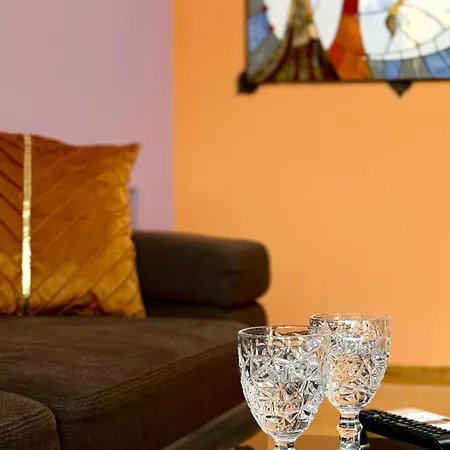 Duplex On Main Square Διαμέρισμα *