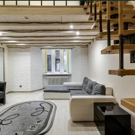 Duplex On Fredra Street Apartament