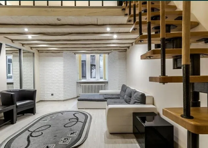 Duplex On Fredra Street Apartament